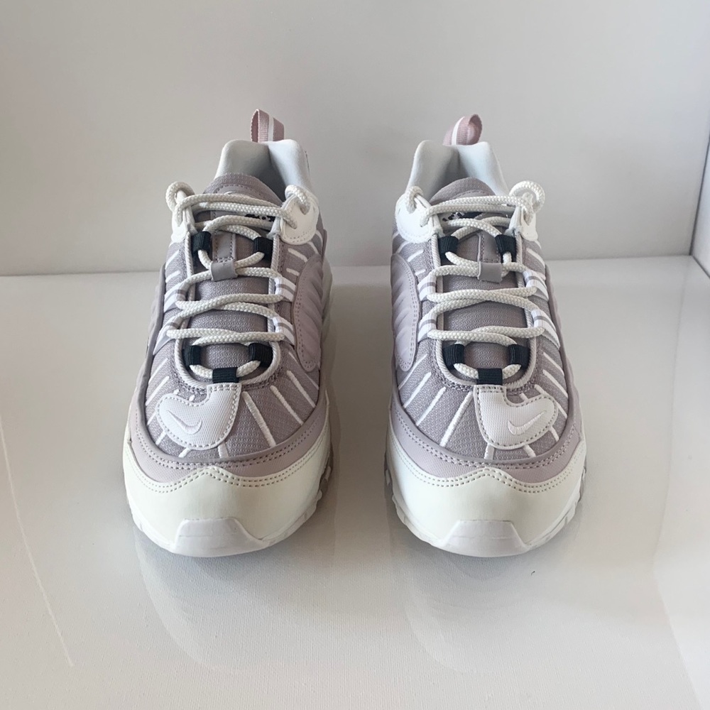 Nike Air Max - Picture 3 of 6